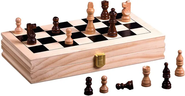 piatnik-dkt-schachkassette-buchoptik-28x28-strategiespiel image 1