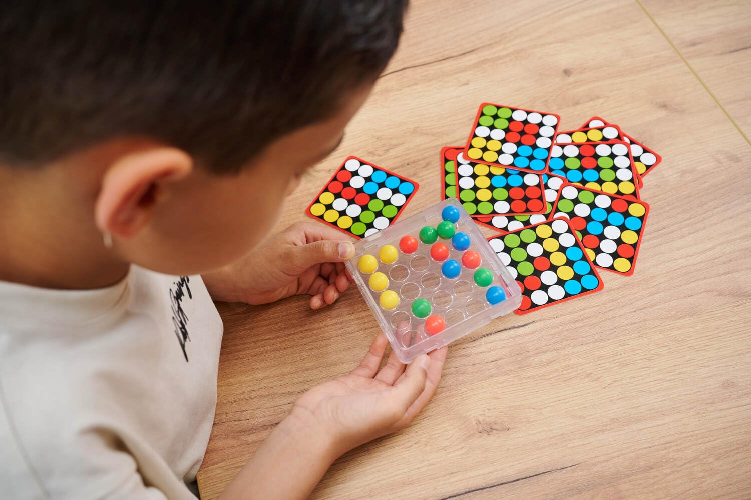 noris-iq-ball-move-logikspiel-denkspiel-ab-6-jahren image 4